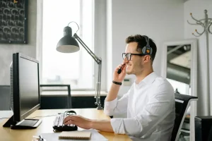 Qu’est-ce qu’un appel sortant ? Définition et guide complet.